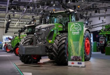 Itthon is tarolt a Fendt 900-asa