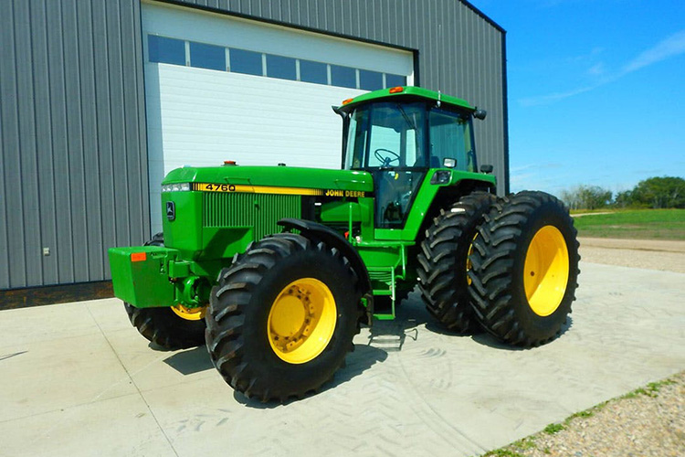 John Deere 4755 traktor