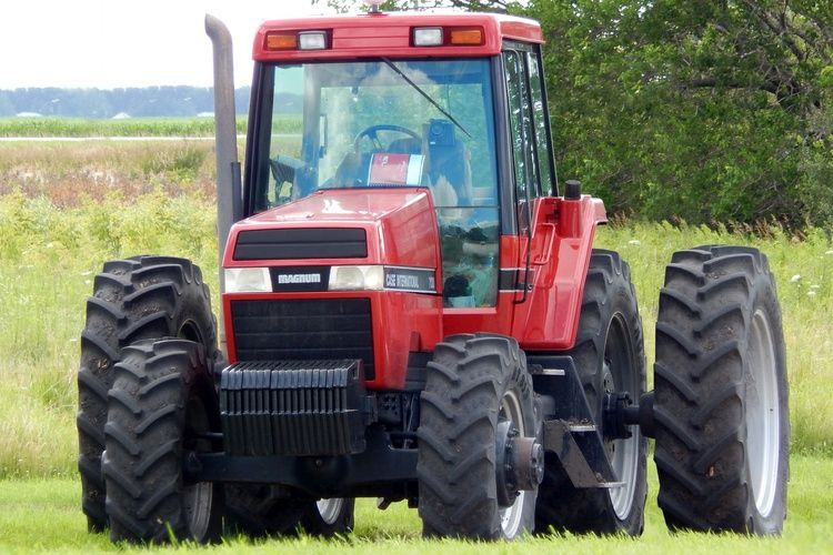 magnum traktor
