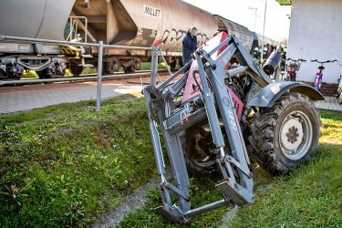Traktor és vonat balesete