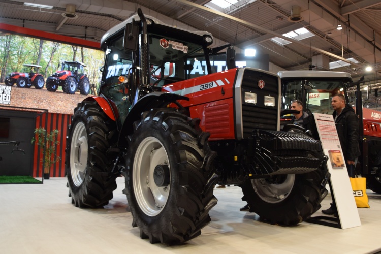 Hattat Field 399 traktor