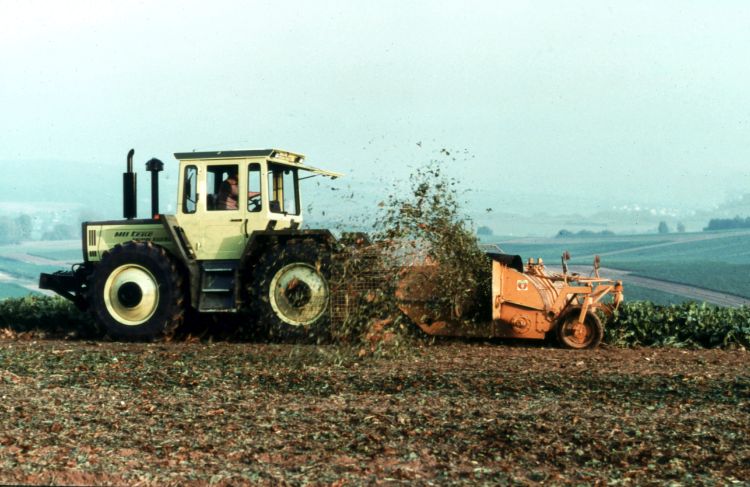 MB Trac 1600 traktor Kleiner KR6E cukorrépaszedővel