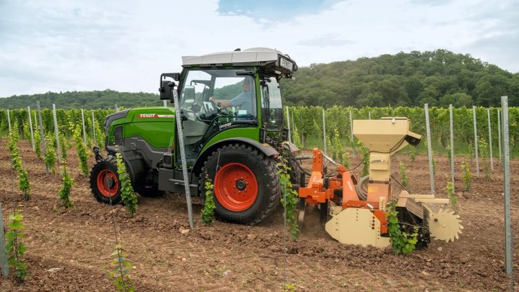 Fendt e100 V Vario traktor