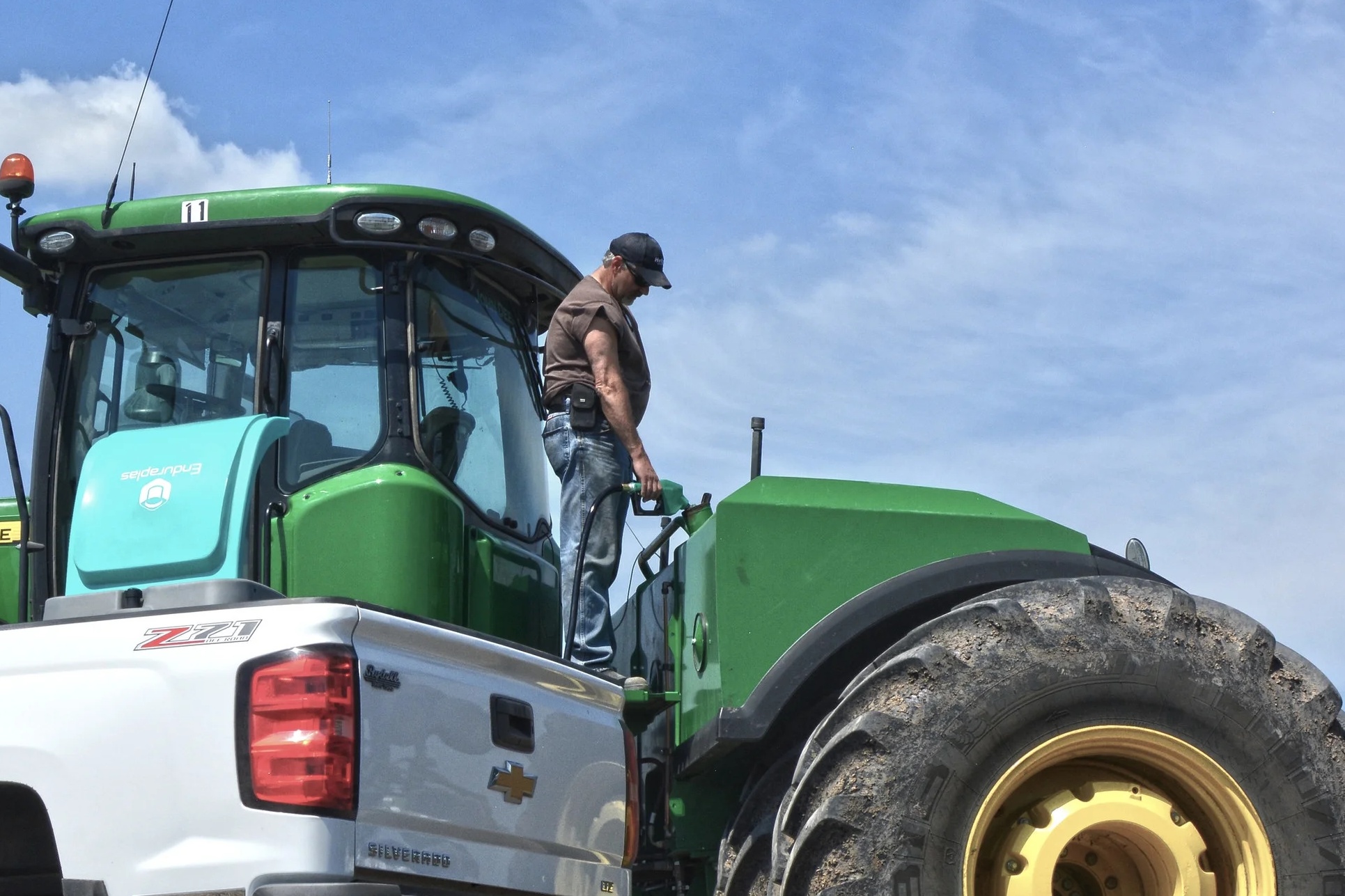 John Deere Traktor tankolás