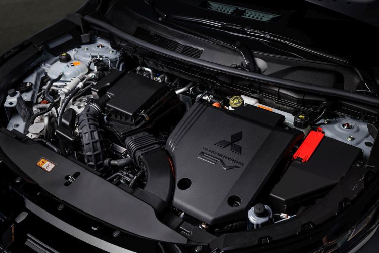 Mitsubishi Outlander PHEV motor