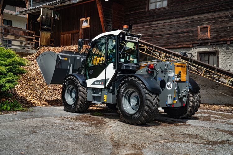 Liebherr T 38-7s rakodó