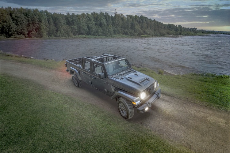 Jeep Gladiator Dark Sky