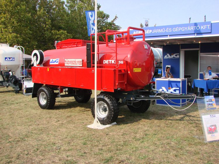 DETK-225G tartálykocsi