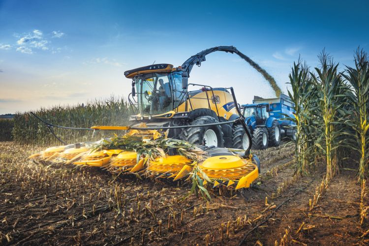New Holland FR silózó