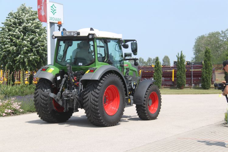 Fendt e100 Vario traktor