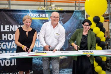 Kärcher Szervízközpont szalagátvágás