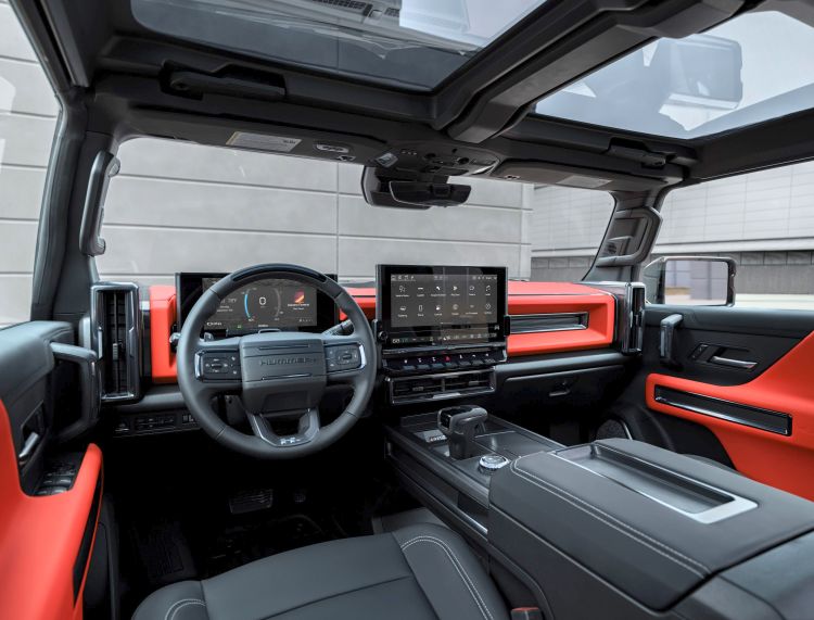 2026 HUMMER EV műszerfal