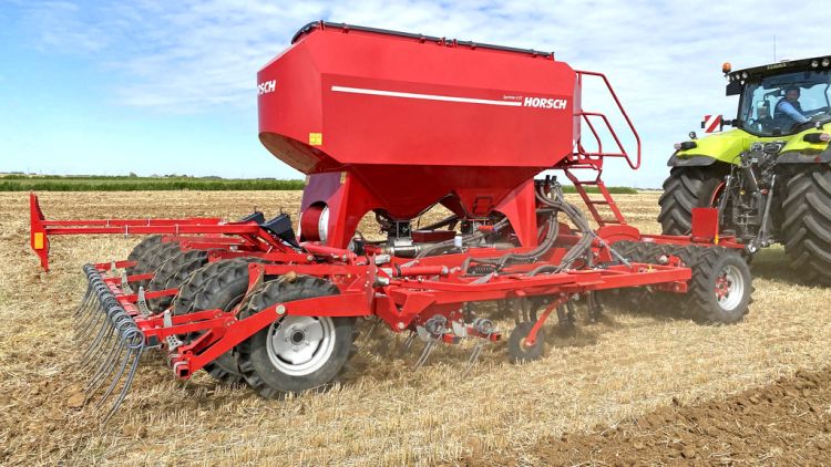 Sprinter ST – ThinEdge csoroszlyával – no-till vetés
