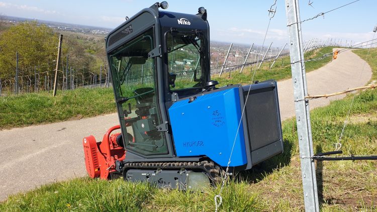 Niko Hydro 68 traktor