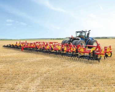 Bourgault 8910 kultivátor