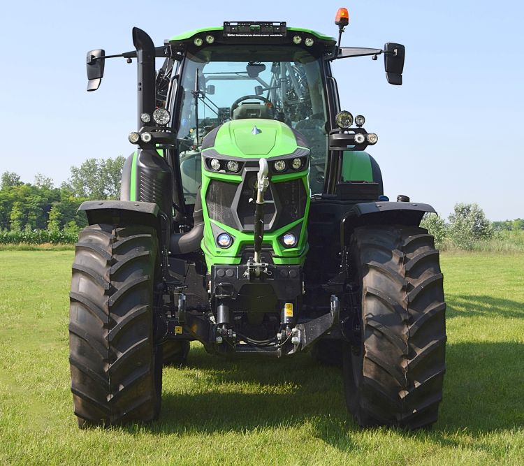 Deutz Fahr traktor