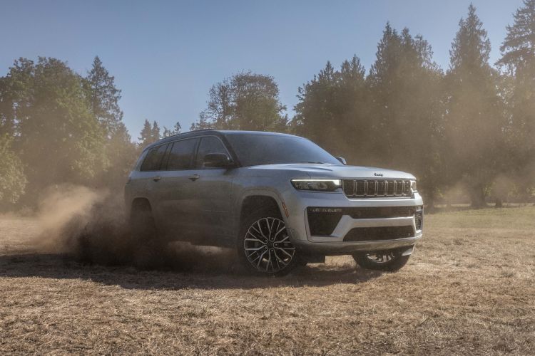 A Hurricane 4 Turbo motorral új korszak jön a Jeep Grand Cherokee-nál