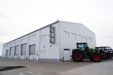 Modern műhelycsarnok az Axiál Kft. szekszárdi kirendeltségén