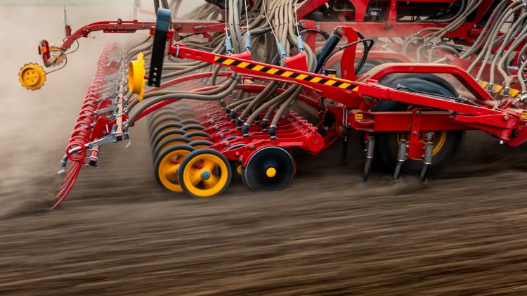 Väderstad TriForce II vetőcsoroszlya