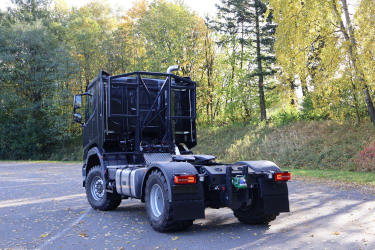 Tatra PHOENIX 4x4 agrotahač