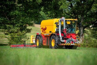 Vredo önjáró kijuttató