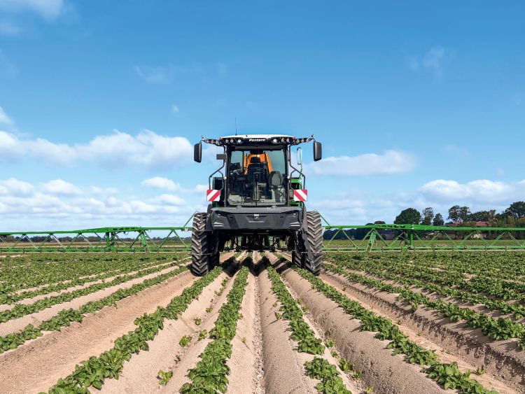 Amazone Pantera 7004 W önjáró permetező