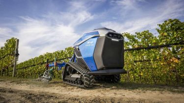 New Holland R4 autonóm robot