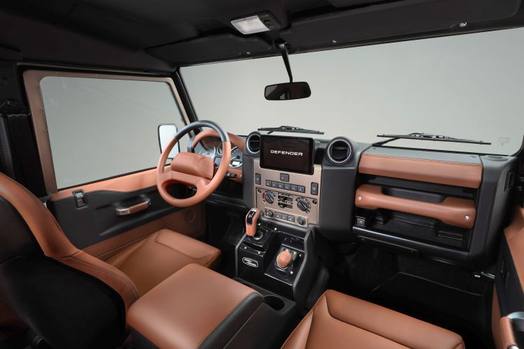 Classic Defender V8 beltér