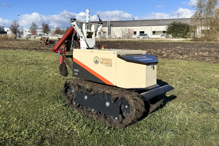 SABI AGRI SRBC 1500-52: moduláris elektromos robot a soros munkákhoz