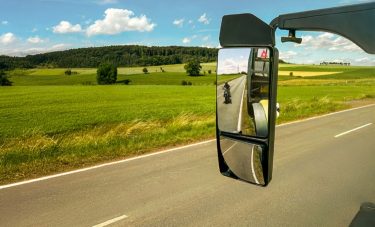 Forvia Hella radaros visszapillantó