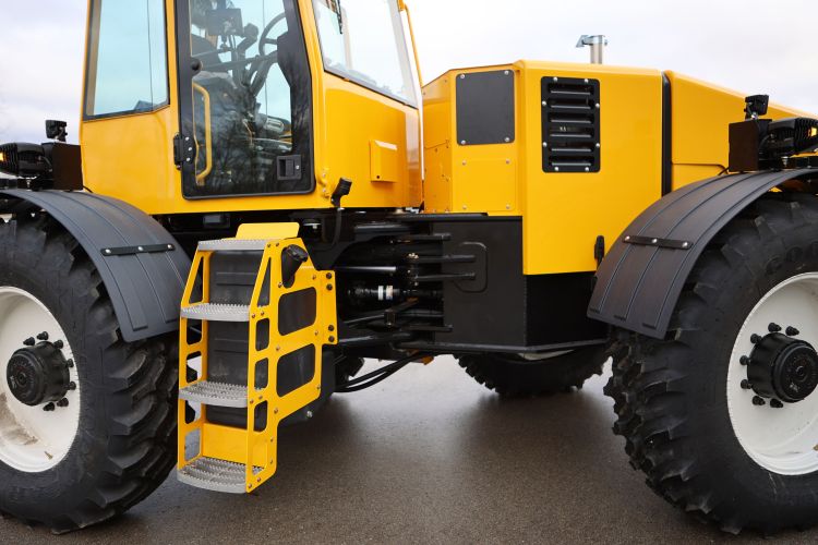 Aebi MB7BT csuklós középrész