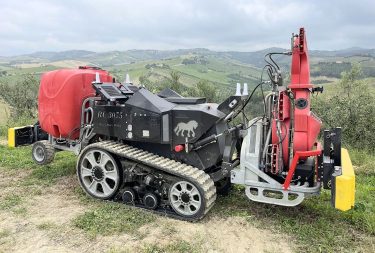 Black Shire RC3075 robot