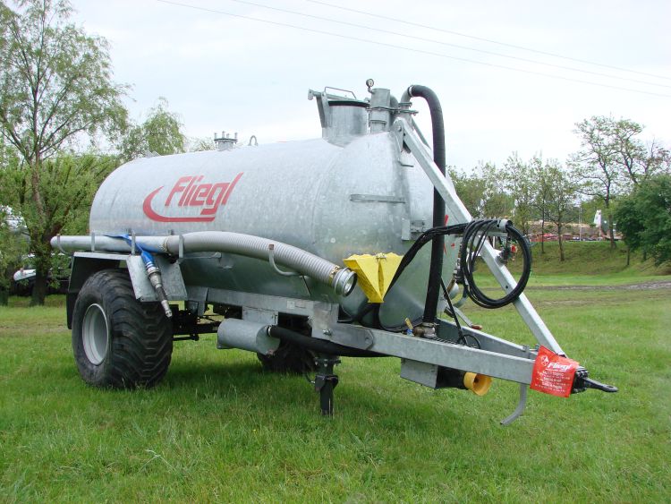 Fliegl szippantó