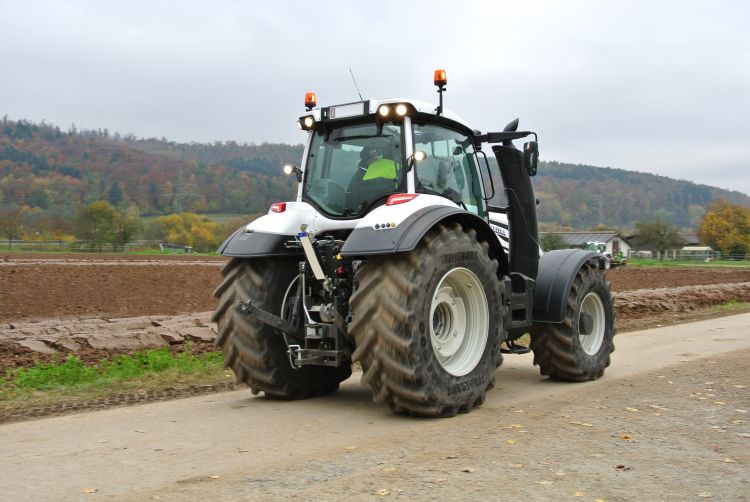 Valtra T szériás traktor
