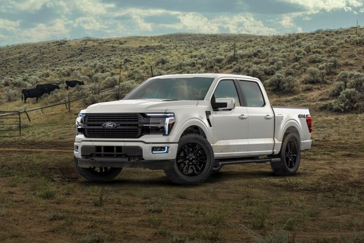 Ford F-150 Platinum – újabb csúcsváltozat a kínálatban