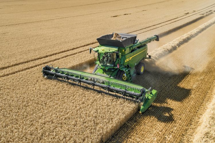 John Deere T5 és T6 kombájn