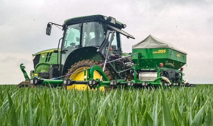 Zürn D55 pneumatikus műtrágyaszóró